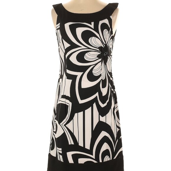 Connected Apparel Size 6 Cocktail dress - Picture 1 of 3